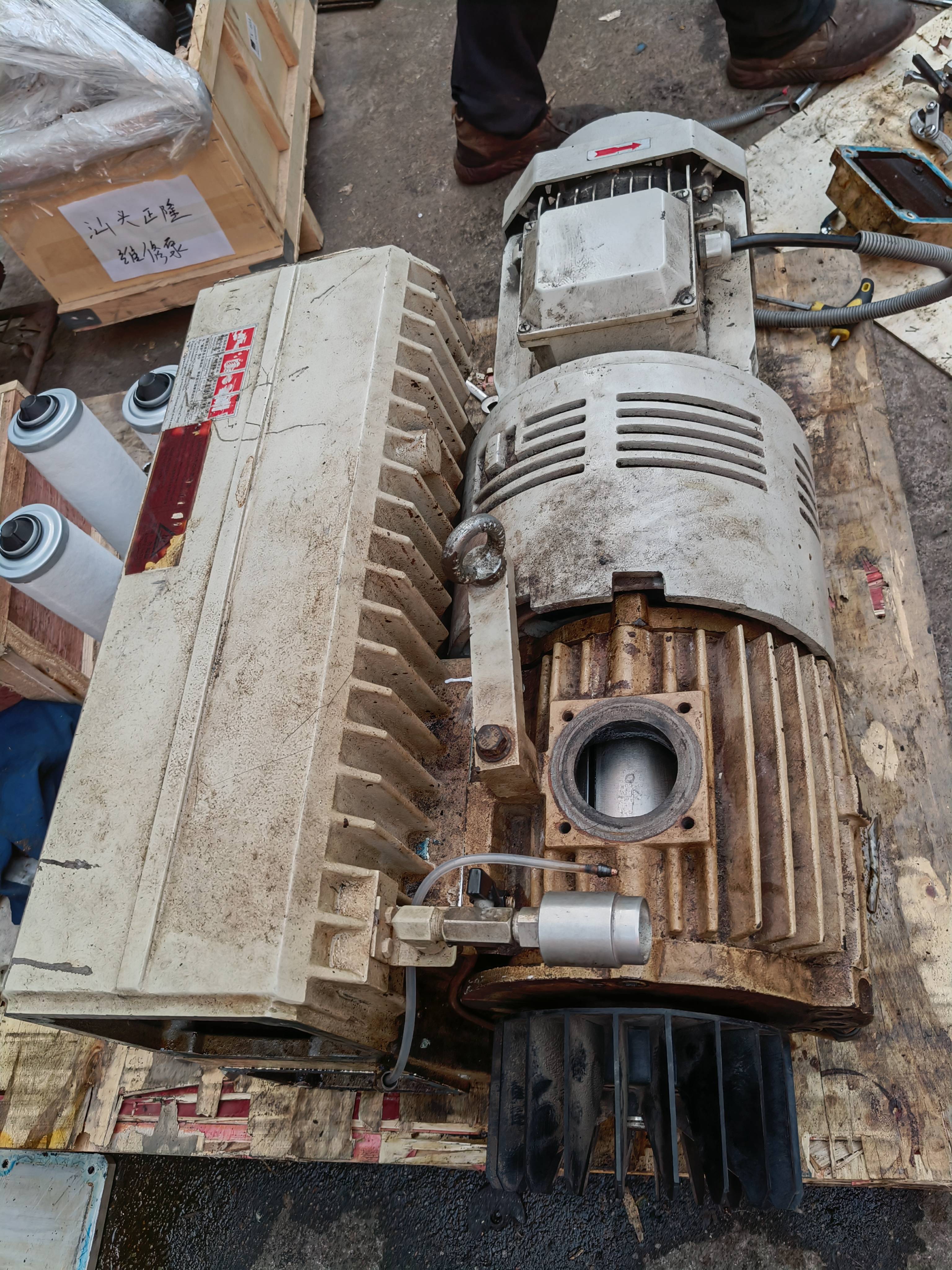 V302单级真空泵维修